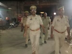 कौशाम्बी31मई24*कोखराज पुलिस ने किया क्षेत्र में पैदल गस्त*