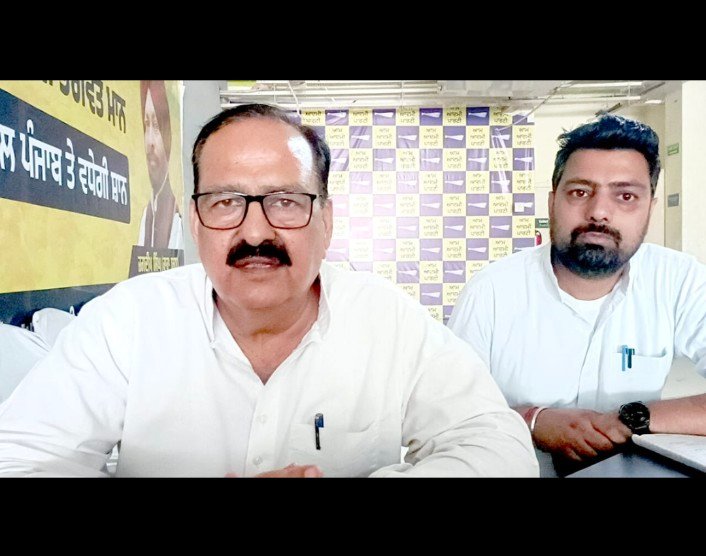 पंजाब 20 मई 2024* आप सरकार पंजाब सभी 13 लोकसभा सीटों पर भारी मतों से जीत दर्ज करेगी : हल्का इंचार्ज अरूण नारंग पंजाब 20 मई 2024* आप सरकार पंजाब सभी 13 लोकसभा सीटों पर भारी मतों से जीत दर्ज करेगी : हल्का इंचार्ज अरूण नारंग