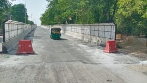 कानपूर नगर 19 जून 24*नवनिर्मित रेलवे ओवर ब्रिज को बिना उद्घाटन के ही हुआ चालू*