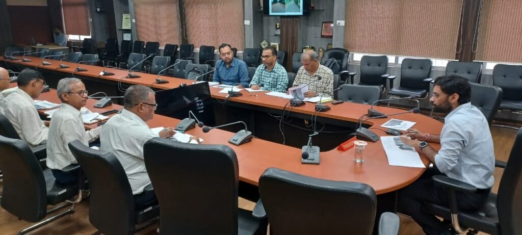 अनूपपुर 27 जून 24*जनहित के निर्माण कार्यों में शिथिलता बर्दाश्त नही होगी - कलेक्टर अनूपपुर 27 जून 24*जनहित के निर्माण कार्यों में शिथिलता बर्दाश्त नही होगी - कलेक्टर