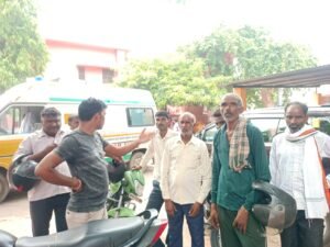 औरैया27जून24*चार पहिया वाहन की टक्कर से वृद्ध महिला गंभीर घायल, अस्पताल में मृत घोषित* . -