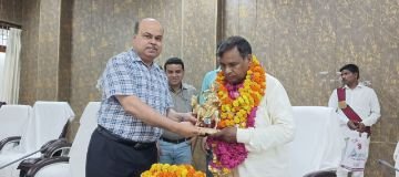 कौशाम्बी01जून24*प्रशासनिक अधिकारी के पद पर तैनात रमाकान्त पटेल अधिवर्षता आयु पूर्ण करने के पश्चात हुए सेवा निवृत्त*