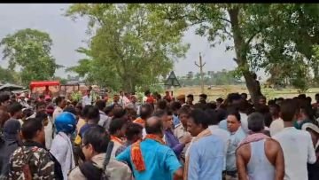 भागलपुर02जून24*जमीनी विवाद केस हुआ दर्ज नामजद को पुलिस पकड़ने के लिए कर रही है छापेमारी* भागलपुर02जून24*जमीनी विवाद केस हुआ दर्ज नामजद को पुलिस पकड़ने के लिए कर रही है छापेमारी*