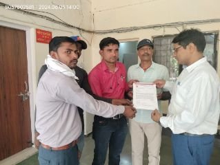 औरैया3जून24*उद्योग व्यापार प्रतिनिधि मंडल उत्तर प्रदेश पंजीकृत के पदाधिकारियो ने उप जिला अधिकारी को दिया ज्ञापन* औरैया3जून24*उद्योग व्यापार प्रतिनिधि मंडल उत्तर प्रदेश पंजीकृत के पदाधिकारियो ने उप जिला अधिकारी को दिया ज्ञापन*