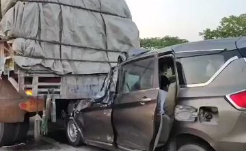 औरंगाबाद बिहार03जून24*औरंगाबाद में हुए भीषण सड़क हादसे में पांच दोस्तों की मौत हो गयी।