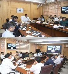 рд▓рдЦрдирдК07рдЬреВрди24*рдКрд░реНрдЬрд╛ рдордВрддреНрд░реА рдП рдХреЗ рд╢рд░реНрдорд╛ рдиреЗ рд╢реБрдХреНрд░рд╡рд╛рд░ рдХреЛ рд╢рдХреНрддрд┐рднрд╡рди,рдЕрдзрд┐рдХрд╛рд░рд┐рдпреЛрдВ рдХреЗ рд╕рд╛рде рдорд╣рддреНрд╡рдкреВрд░реНрдг рдмрд┐рдиреНрджреБрдУрдВ рдкрд░ рд╕рдореАрдХреНрд╖рд╛ рдмреИрдардХ рдХрд░ рдХрдбрд╝реЗ рдирд┐рд░реНрджреЗрд╢ рджрд┐рдпреЗ..* рд▓рдЦрдирдК07рдЬреВрди24*рдКрд░реНрдЬрд╛ рдордВрддреНрд░реА рдП рдХреЗ рд╢рд░реНрдорд╛ рдиреЗ рд╢реБрдХреНрд░рд╡рд╛рд░ рдХреЛ рд╢рдХреНрддрд┐рднрд╡рди,рдЕрдзрд┐рдХрд╛рд░рд┐рдпреЛрдВ рдХреЗ рд╕рд╛рде рдорд╣рддреНрд╡рдкреВрд░реНрдг рдмрд┐рдиреНрджреБрдУрдВ рдкрд░ рд╕рдореАрдХреНрд╖рд╛ рдмреИрдардХ рдХрд░ рдХрдбрд╝реЗ рдирд┐рд░реНрджреЗрд╢ рджрд┐рдпреЗ..*