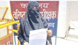 मुरादाबाद09जून24*गोरखपुर की युवती ने जबरदस्ती बंधक बनाकर रेप करने का लगाया आरोप ,*