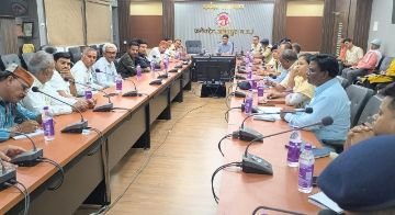 अनूपपुर09जून24*ईदुज्जुहा एवं मोहर्रम पर्व को दृष्टिगत रख जिला स्तरीय शांति समिति की बैठक संपन्न*