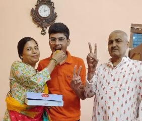 कौशाम्बी10जून24*भरवारी के एस हर्षवर्धन का पहले प्रयास में ही आईआईटी में हुआ सेलेक्सन* कौशाम्बी10जून24*भरवारी के एस हर्षवर्धन का पहले प्रयास में ही आईआईटी में हुआ सेलेक्सन*
