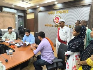 अनूपपुर11जून24*कलेक्टर एवं अपर कलेक्टर ने जनसुनवाई में सुनी लोगों की समस्याएं