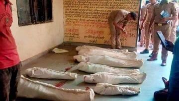 हरदोई12जून24*हृदयविदारक_घटना, ट्रक के नीचे दबकर एक ही परिवार के 08 लोगों की मौत! हरदोई12जून24*हृदयविदारक_घटना, ट्रक के नीचे दबकर एक ही परिवार के 08 लोगों की मौत!