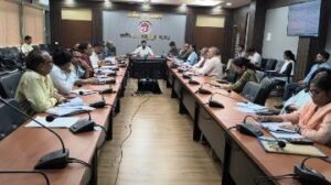 अनूपपुर12जून24*वर्षा के पूर्व सीमांकन के प्रकरणों का निराकरण करें राजस्व अधिकारी- कलेक्टर