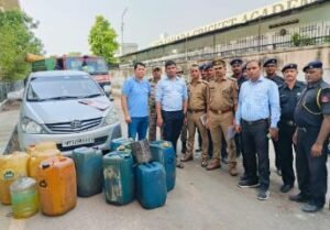 लखनऊ12जून24*नगर निगम की गाड़ी चलाने वाले चालक भी करते हैं डीजल चोरी*