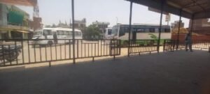 कौशाम्बी14जून24*तपन भरी दुपहरी में पानी के लिए प्यासे भटक रहे मुख्यालय मंझनपुर के यात्री*