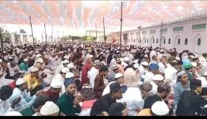 अयोध्या17जून24*मुस्लिम समुदाय के लोगों के द्वारा फैजाबाद ईदगाह पर अदा की गई ईद उल अज़हा की नमाज।