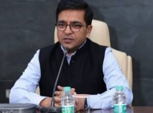 लखनऊ17जून24*उपभोक्ताओं को 24 घंटे करें बिजली आपूर्ति : आशीष कुमार गोयल