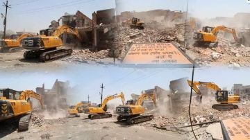 लखनऊ17जून24*अकबरनगर में अवैध निर्माणों पर लगातार चल रहा बुलडोजर