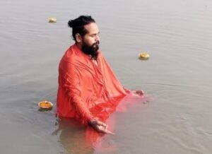 अयोध्या18जून24*योग गुरु स्वामी महेश योगी, अयोध्या सरयू नदी में लगातार 11000 डुबकियाँ लगाकर बनाएंगे विश्व रिकॉर्ड