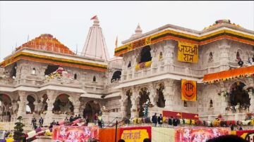 अयोध्या19जून24*राम मंदिर में गोली लगने से जवान की मौत, मचा हड़कंप, सामने से शूटआउट से असमंजस में पुलिस अयोध्या19जून24*राम मंदिर में गोली लगने से जवान की मौत, मचा हड़कंप, सामने से शूटआउट से असमंजस में पुलिस