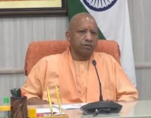 लखनऊ20जून24*उत्तर प्रदेश में चल रहा बत्ती उतारो, हूटर हटाओ अभियान