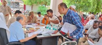 कौशांबी22जून24*थाना महेवाघाट एवं पश्चिम शरीरा में डीएम एसपी ने सुनी जनशिकायतें*