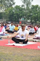 अनूपपुर21जून24*स्‍वस्‍थ तन, मन और अध्‍यात्‍म योग से है वियोग से नहीं : एडीजीपी डी. सी. सागर