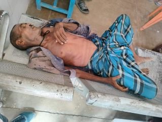 कौशाम्बी24जून24*अस्पताल में मरीजों को नहीं मिल रहा स्ट्रेचर*