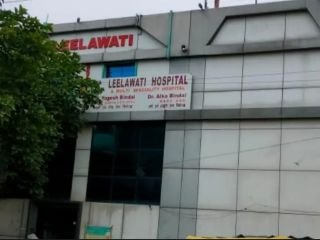 आगरा25जून24* आवास विकास कॉलोनी के घरों में चल रहे हॉस्पिटल के आवंटन रद्द करने के नोटिस दिए गए हैं