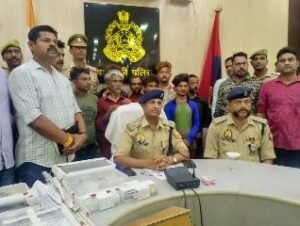 बाराबंकी26जून24पूर्व में हुई दो चोरियों का हुआ खुलासा, 70 लाख के चंदन के बोटे व 55 लाख की स्मैक बरामद