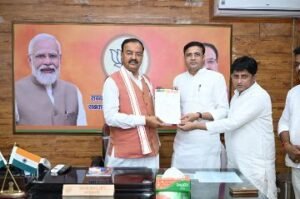 मिर्जापुर28जून24*डिप्टी सीएम के दरबार में पहुंचा मिर्जापुर वेब सीरीज रोक की मांग*