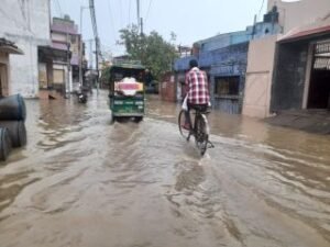 औरैया29जून24*औरैया की नगर पालिका को भी ले डूबा जल भराव।