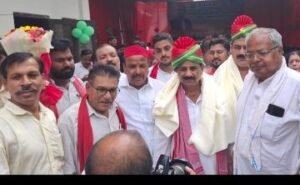 लखनऊ01जुलाई24*केक काटकर पूर्व मुख्यमंत्री का मनाया जन्म दिन..... जय सिंह जयंत*