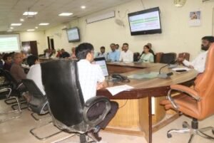 भिण्ड4जुलाई24*बिजली चोरी के 23 केस दर्ज, 39 कनेक्शन कटे, 6.57 लाख रुपये की हुई वसूली*