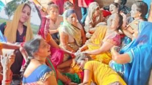 कानपुर देहात 3 जुलाई 24* मंगलवार रात 27 वर्षीय युवती ने फंदा लगाकर जान दे दी*