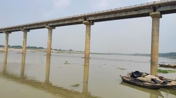 कानपुर देहात 9 जुलाई 24 में यमुना में पानी बढ़ने से आठ बाढ़ चौकियां सक्रिय*