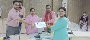 कौशांबी10जुलाई24*नव-नियुक्त 38 लेखपालों को वितरित किया नियुक्ति-पत्र*