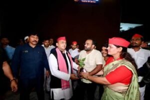 कानपुर नगर11जुलाई24*समाजवादी पार्टी के राष्ट्रीय अध्यक्ष ने की पी डी ए वृक्षारोपण अभियान की समीक्षा