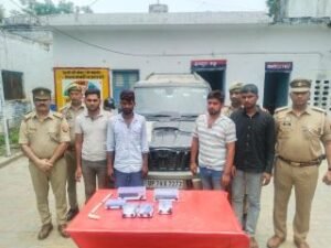 कानपुर नगर12जुलाई24*काली स्कार्पियो कार से रात्रि में लूटपाट करने वाले अंतर्जनपदीय गिरोह गिरफ्तार
