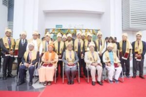 लखनऊ13जुलाई24*भारत के मुख्य न्यायाधीश डॉ. राम मनोहर लोहिया राष्ट्रीय विधि विश्वविद्यालय, लखनऊ के तृतीय दीक्षांत समारोह में सम्मिलित हुये। लखनऊ13जुलाई24*भारत के मुख्य न्यायाधीश डॉ. राम मनोहर लोहिया राष्ट्रीय विधि विश्वविद्यालय, लखनऊ के तृतीय दीक्षांत समारोह में सम्मिलित हुये।