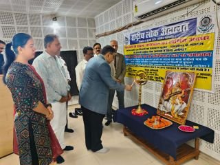 औरैया13जुलाई24*राष्ट्रीय लोक अदालत का हुआ आयोजन, बड़ी संख्या में निपटे मामले*