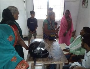 कौशांबी15जुलाई24*जाँच टीम ने पाया कि 2023 से आंगनवाड़ी की सामग्री को नही बाटा गया*