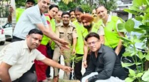 देहरादून16जुलाई24*एक पेड़ माँ के नाम अभियान के अंतर्गत वृहद वृक्षारोपण कार्यक्रम आयोजित किया गया।