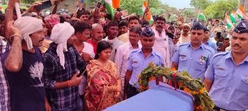 वाराणसी18जुलाई24*राज्यसभा सांसद डा. संगीता बलवन्त ने दी शहीद को दी श्रद्धांजलि