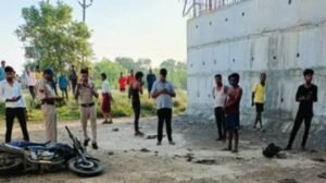 रीवा19जुलाई24*रीवा में तेज गति से जा रही बाइक दुर्घटनाग्रस्त, सिलपरा ओवरब्रिज से नीचे गिरी दो युवकों की मौत*