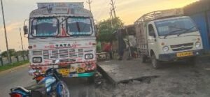 कानपुर देहात 18 जुलाई 24 *खुलेआम होता है तेल चोरी का अवैध कारोबार*