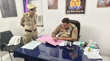 कानपुर नगर25जुलाई24*पुलिस उपायुक्त पश्चिम श्री विजय ढूल के द्वारा थाना शिवराजपुर का आकस्मिक निरीक्षण किया गया कानपुर नगर25जुलाई24*पुलिस उपायुक्त पश्चिम श्री विजय ढूल के द्वारा थाना शिवराजपुर का आकस्मिक निरीक्षण किया गया