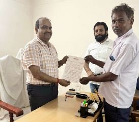 कौशाम्बी26जुलाई24*बदहाल गौशाला व्यवस्था पर बिफरा विश्व हिंदू परिषद सीडीओ कार्यालय में प्रदर्शन*