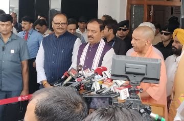 लखनऊ29जुलाई24*सरकार हर जनप्रतिनिधियों के मुद्दों के समाधान के लिए प्रतिबद्ध है-मुख्यमंत्री