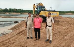 ग्वालियर28जुलाई24*जिले में अवैध उत्खनन व परिवहन के विरूद्ध अभियान जारी*