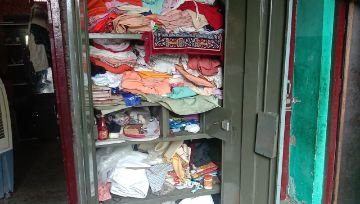 औरैया29जुलाई24*चोरों ने घर मे घुस कर नगदी सहित जेवरात किये पार, पुलिस जांच में जुटी